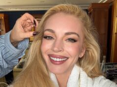 Il viso di Lindsay Lohan appare stranamente diverso durante una sessione glam… e potrebbe usare un trucco di Kylie Jenner