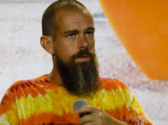 Le azioni in blocco salgono del 24% mentre l’azienda taglia la forza lavoro di quasi la metà