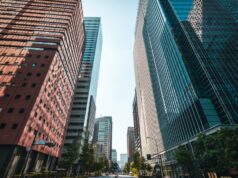 I mercati asiatici aprono contrastati dopo il ritiro di Wall Avenue a causa del crollo di Nvidia