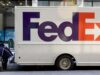 FedEx fa causa agli Stati Uniti chiedendo il rimborso completo delle tariffe Trump pochi giorni dopo la sentenza della Corte Suprema