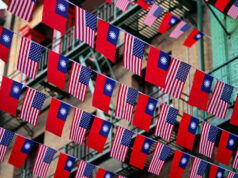 Gli Stati Uniti firmano un accordo commerciale con Taiwan, abbassando le tariffe al 15%, mentre Taipei incentiva gli acquisti di beni americani