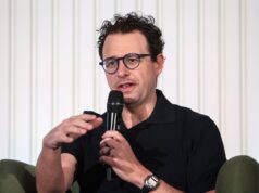 Il CEO di Anthropic Amodei afferma che le minacce del Pentagono “non cambiano la nostra posizione” sull’intelligenza artificiale