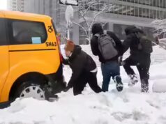 La tempesta invernale colpisce gli Stati Uniti: un “ciclone bomba” ferma migliaia di voli e provoca interruzioni di corrente: tutto quello che devi sapere