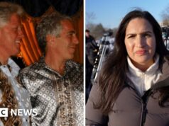 Diari di volo e foto della vasca idromassaggio tra i momenti chiave della deposizione di Invoice Clinton