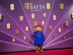 Tappeto rosso dei Bafta in foto: abiti meravigliosi, abiti eleganti e montgomery
