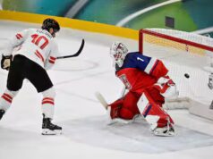 Nick Suzuki adora lo scambio di épinglettes al villaggio olimpico