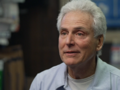 Dopo 33 anni di viaggio, un postino del New Jersey che amava aiutare le persone va in pensione