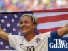 “Casey dovrebbe dimettersi”: Abby Wambach lascia Wasserman dopo i file Epstein