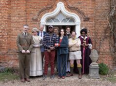 La commedia della BBC Ghosts diventerà un movie