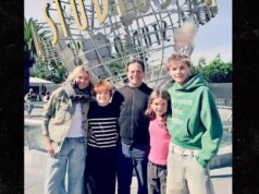 Scott Wolf si riunisce con la moglie Kelley nel mezzo di un drammatico divorzio