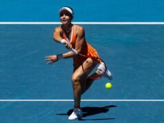 Iva Jovic sopravvive agli alti e bassi della prima partita di Dubai