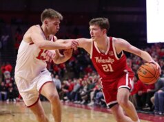 Il numero 7 del Nebraska affronta le avversità, cerca salvezza nello slittamento del Northwestern