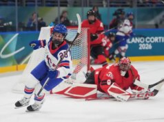 La finale tra Stati Uniti e Canada è inevitabile, ma questa volta il ghiaccio si è inclinato