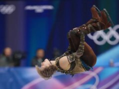 Ilia Malinin fa la storia con il primo salto mortale all’indietro olimpico di pattinaggio dopo decenni