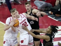 Riepilogo dei primi 25: il Wisconsin è in testa al numero 10 del Michigan St. per un’altra vittoria sconvolgente