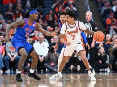 Il vincitore del gioco di Nate Kingz solleva Syracuse su SMU