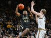 La numero 13 Purdue tiene a bada l’Iowa e va verso la vittoria