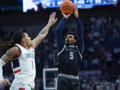 Numero 5 UConn spera di continuare a rotolare contro Creighton in difficoltà