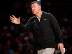 Il numero 25 Vanderbilt apre lo swing di fantastic stagione contro il Kentucky