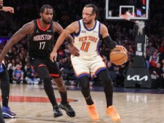 I Knicks recuperano da 18 punti di deficit nel 4° quarto e battono i Rockets