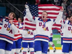 Il presidente Trump invita la squadra di hockey maschile degli Stati Uniti nello Stato dell’Unione
