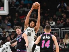 I Bucks sopravvivono agli Warmth, vincono ancora senza Giannis Antetokounmpo
