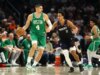 Guidati da Derrick White, i Celtics superano i Suns short-handed