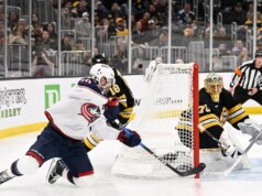 I Bruins ottengono una vittoria cruciale, la serie di vittorie consecutive di Jackets arriva a 7