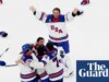 Gli Stati Uniti sconfiggono il Canada ai tempi supplementari e vincono il primo oro olimpico di hockey su ghiaccio maschile dal 1980