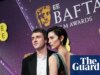 Crimson carpet Bafta 2026: un bacio per Paul Mescal, Chase Infiniti, Teyana Taylor e la moda degli orsi – in foto