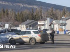 “È stato terrificante”: la comunità affiatata di Tumbler Ridge è sotto shock dopo la sparatoria