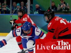 Finale di hockey su ghiaccio femminile delle Olimpiadi invernali: USA v Canada – dwell