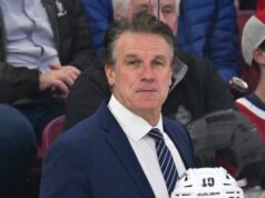 «Renvoyez Hiller»: l’allenatore dei Kings comincia a sentire la zuppa calda