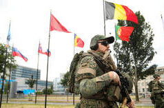 Funzionari britannici e tedeschi mettono in guardia dalle “scelte difficili” per la militarizzazione