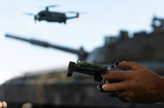 Il figlio di Trump investe in droni a “basso costo per uccisione” – WSJ