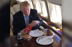 Il segretario alla Sanità degli Stati Uniti afferma che sniffava cocaina dai “water”