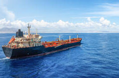 Gli Stati Uniti sequestrano una petroliera per aver “sfidato la quarantena di Trump”