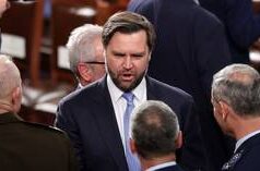 Gli Stati Uniti avvertono gli americani di lasciare l’Iran “immediatamente”