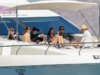 Selena Gomez e Nina Dobrev accendono il calore durante la fuga in yacht a Cabo