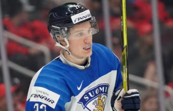 Italia 2026: Oliver Kapanen laissé de côté per la prima partita della Finlandia