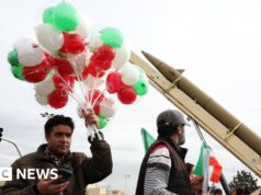 Lyse Doucet: A Teheran, le manifestazioni a favore della rivoluzione iraniana sono oscurate dal malcontento e dalla sfida