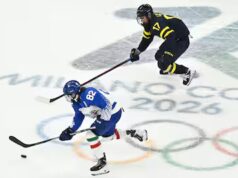 Hockey femminile ai giochi olimpici: l’Italie avait comme mission de «surprendre le monde», selon son entraîneur-chef québécois Éric Bouchard