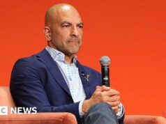 Il famoso medico Peter Attia si dimette dalla CBS a causa dei collegamenti con Epstein