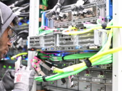 Teatro “senza senso”? Mentre i giganti della tecnologia promettono protezione ai contribuenti in DC, altri mettono in dubbio l’impatto nel mondo reale