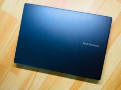 Ho testato il laptop computer Copilot+ più conveniente che ho trovato e mi ha sorpreso