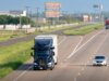 I camion senza conducente di Aurora ora possono percorrere distanze più lunghe più velocemente dei conducenti umani