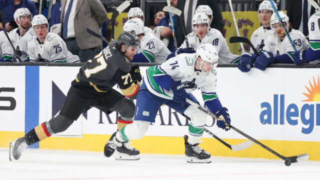 Canucks-vs-Golden-Knights.jpg