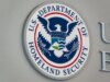 Reddit, Meta e Google hanno fornito volontariamente informazioni al DHS sugli utenti anti-ICE, afferma il rapporto