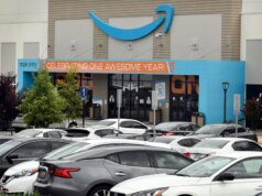 Amazon potrebbe lanciare un mercato in cui i siti multimediali possono vendere i propri contenuti alle società di intelligenza artificiale