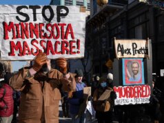 Secondo quanto riferito, la Homeland Safety ha inviato centinaia di mandati di comparizione cercando di smascherare account anti-ICE